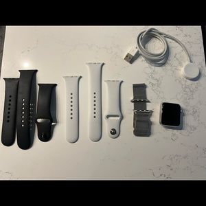 Apple Watch Series 3 Silver Aluminum (GPS 38mm)